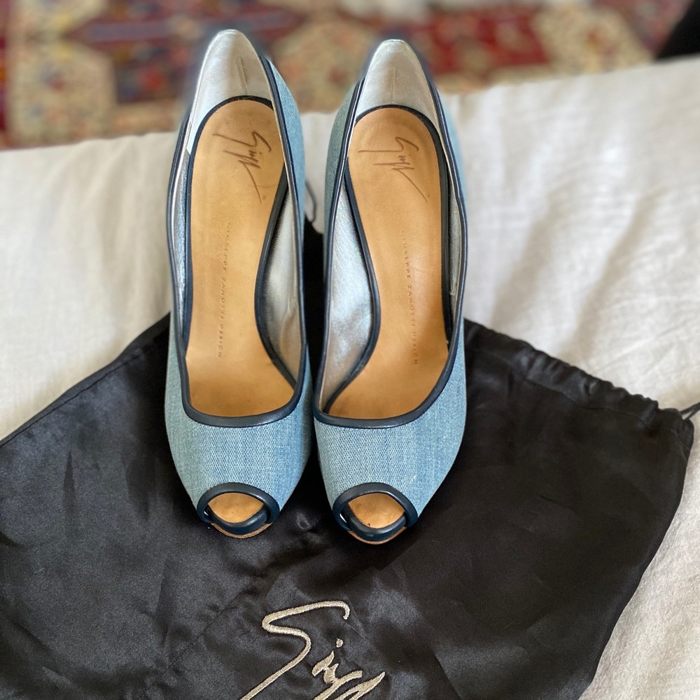 GIUSEPPE ZANOTTI Light Denim